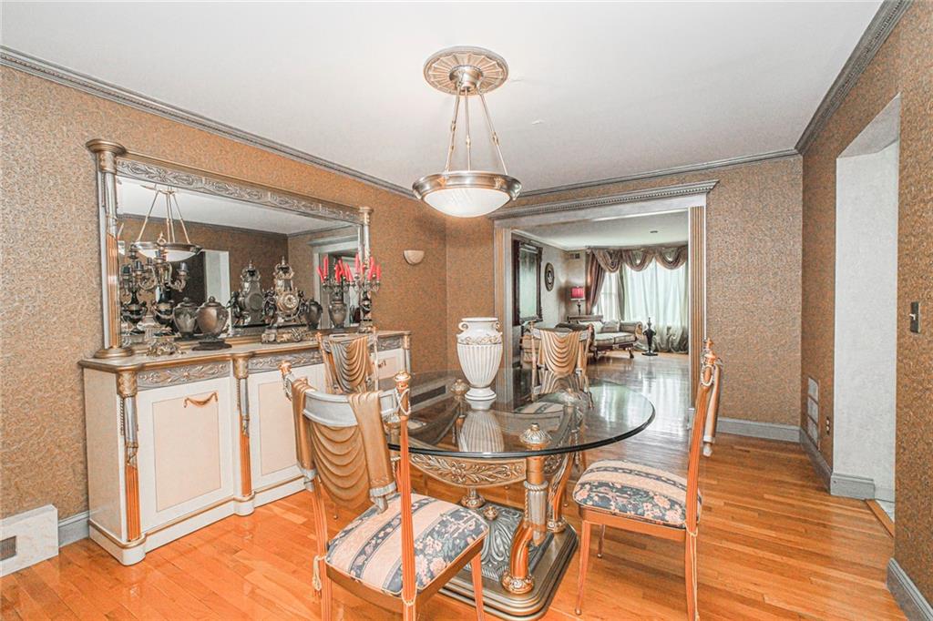 27 Honey Lane Tottenville Tottenville NY 10307