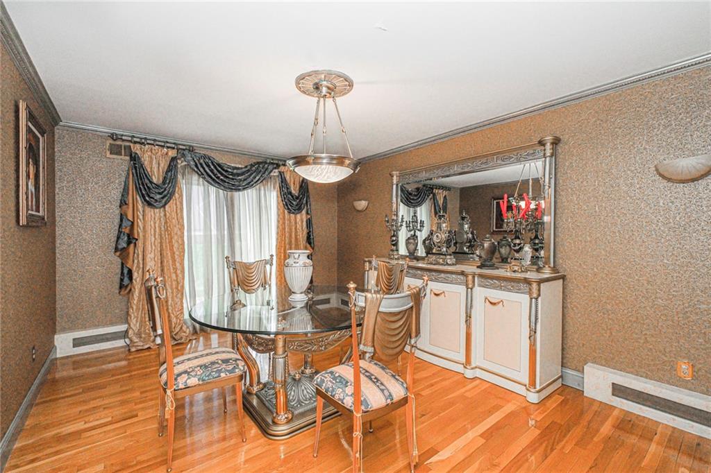27 Honey Lane Tottenville Tottenville NY 10307