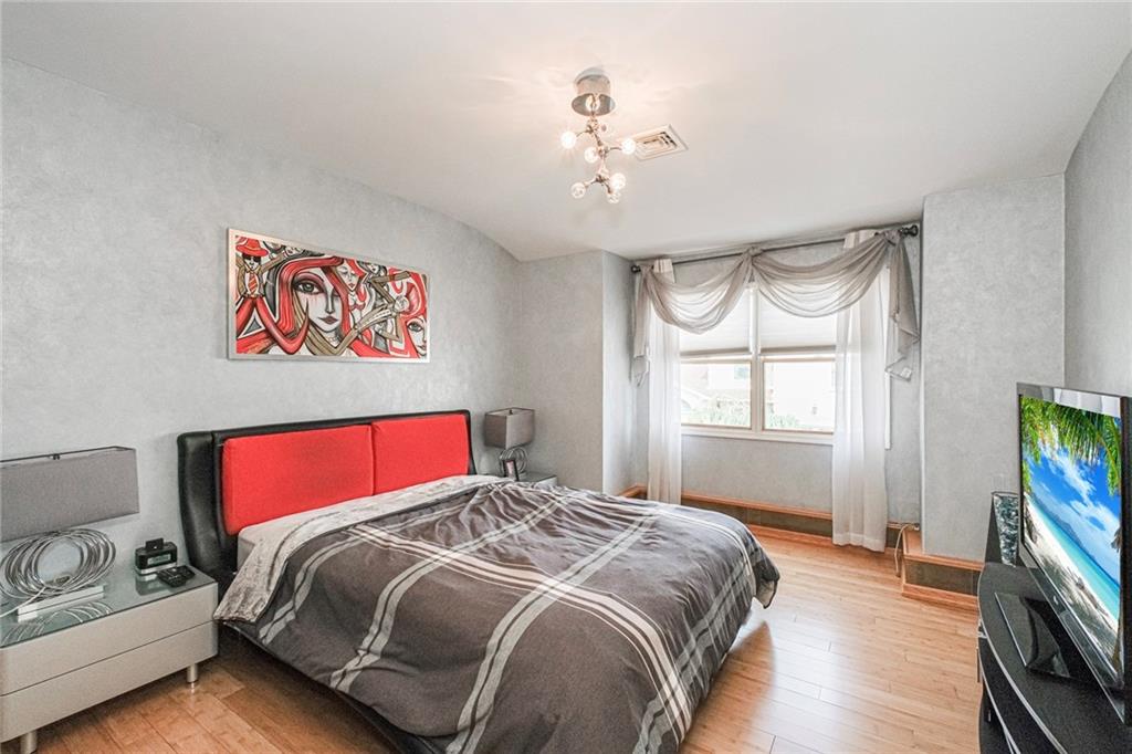 27 Honey Lane Tottenville Tottenville NY 10307
