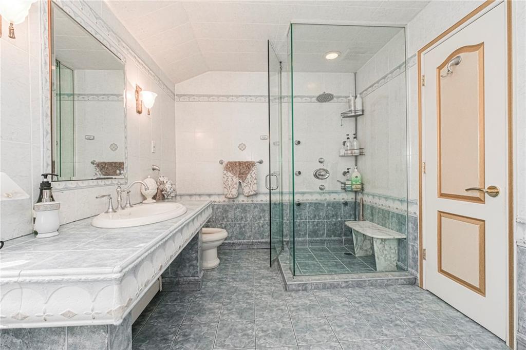 27 Honey Lane Tottenville Tottenville NY 10307