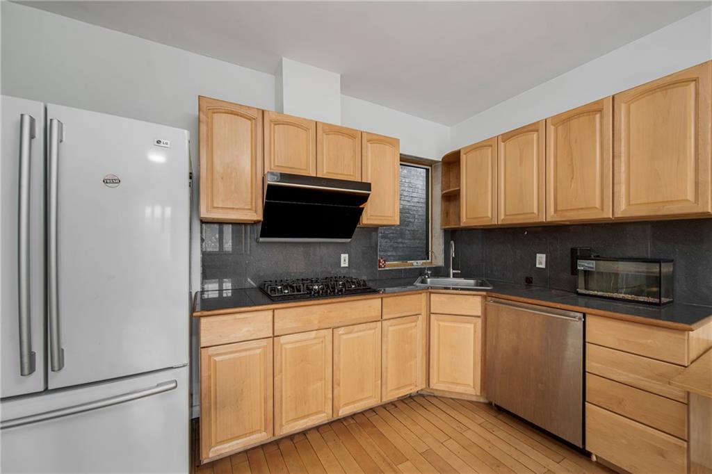 6716 10th Avenue Dyker Heights Brooklyn NY 11219