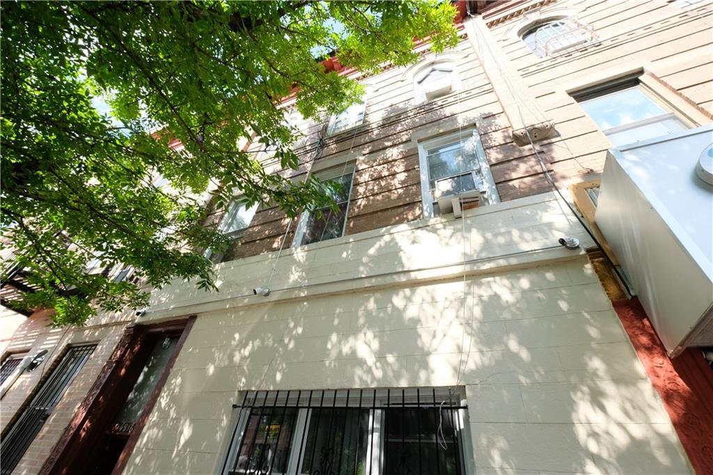 4916 7th Avenue Sunset Park Brooklyn NY 11220