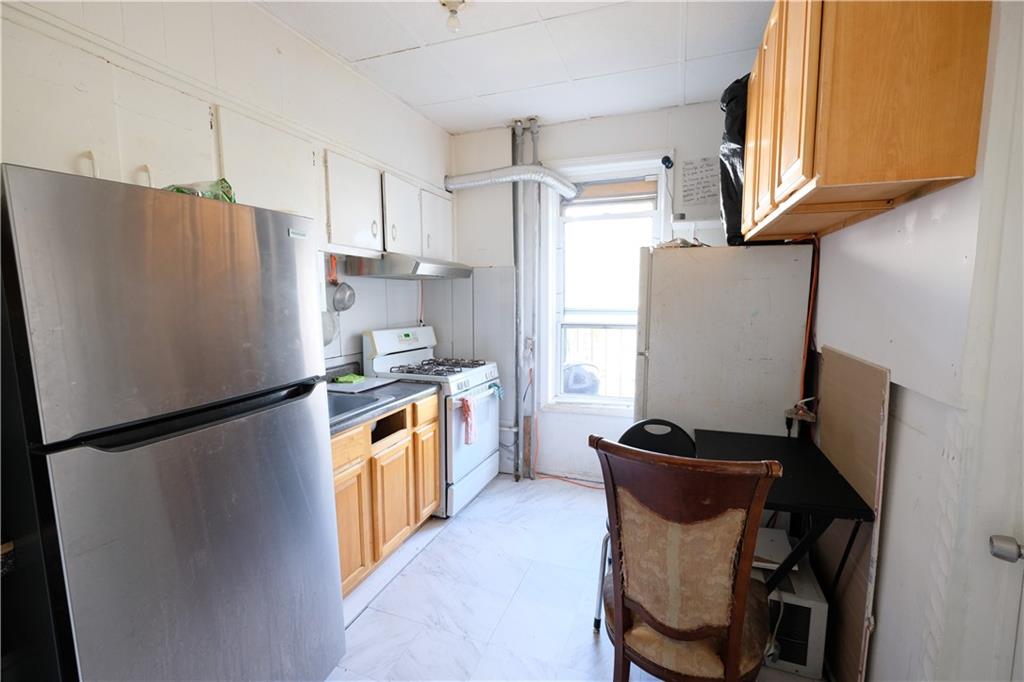 4916 7th Avenue Sunset Park Brooklyn NY 11220