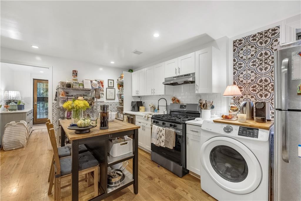 697 Jefferson Avenue Bedford Stuyvesant Brooklyn NY 11221