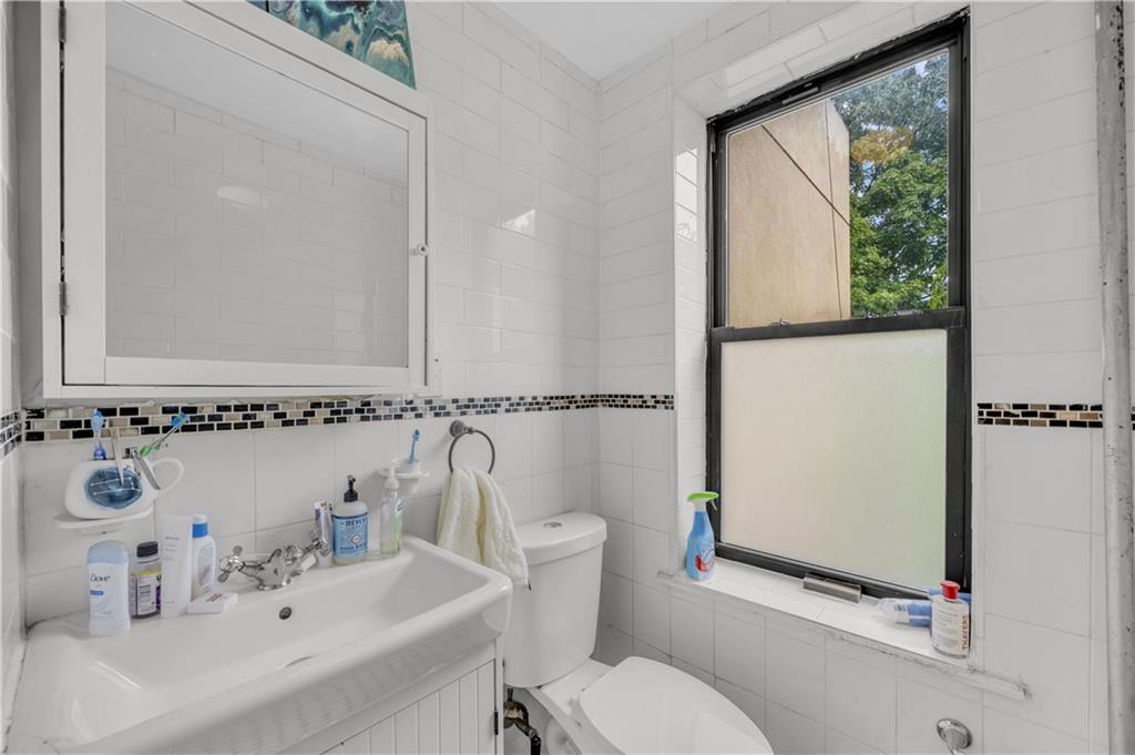 697 Jefferson Avenue Bedford Stuyvesant Brooklyn NY 11221