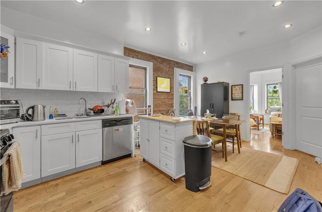 697 Jefferson Avenue Bedford Stuyvesant Brooklyn NY 11221