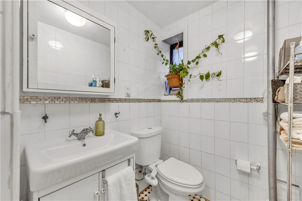 697 Jefferson Avenue Bedford Stuyvesant Brooklyn NY 11221