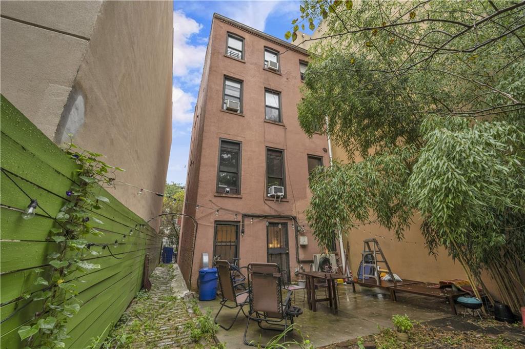 697 Jefferson Avenue Bedford Stuyvesant Brooklyn NY 11221