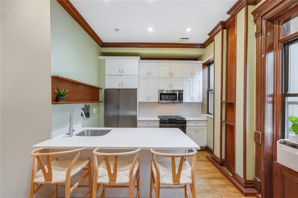 697 Jefferson Avenue Bedford Stuyvesant Brooklyn NY 11221