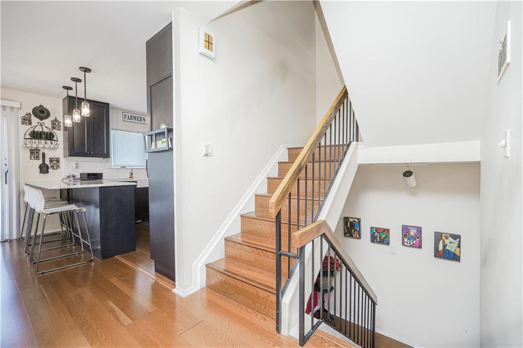 24 Hampton Green Arden Heights Staten Island NY 10312