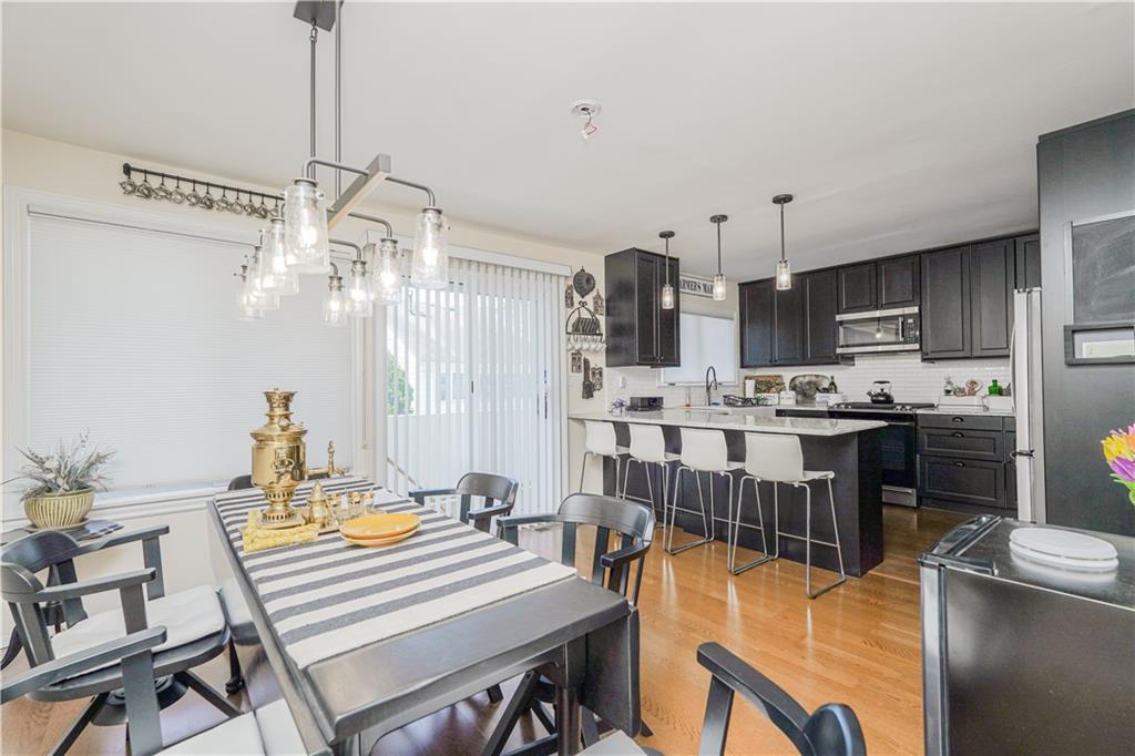 24 Hampton Green Arden Heights Staten Island NY 10312