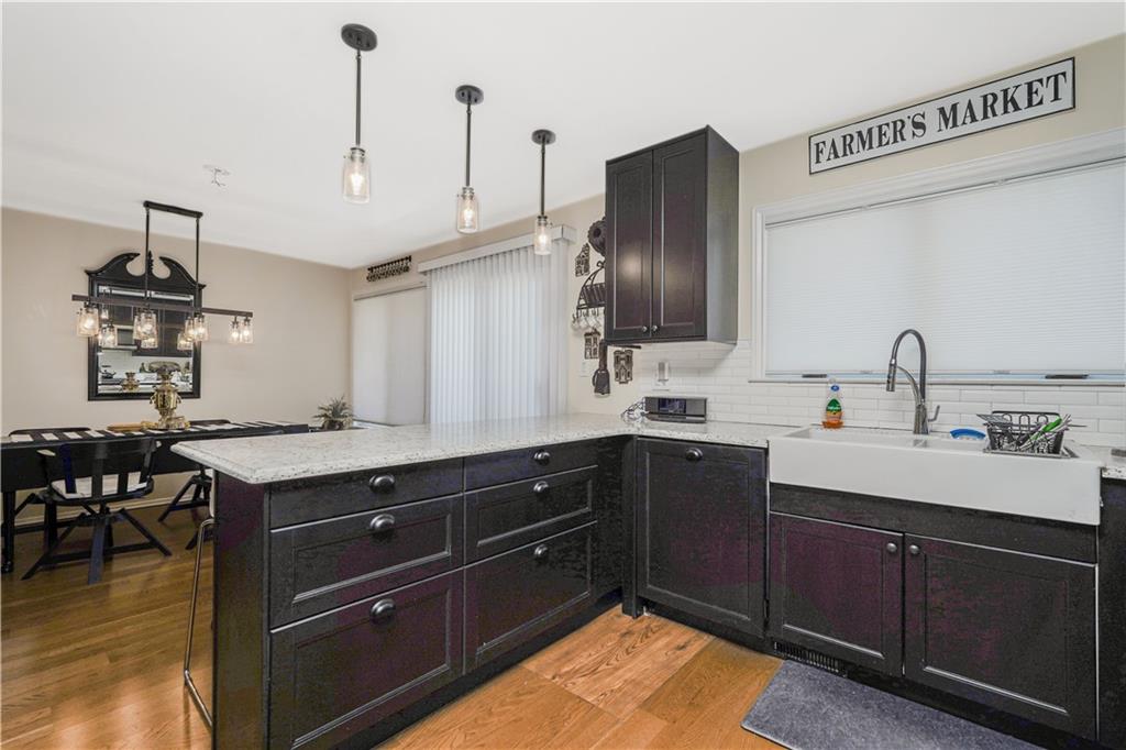 24 Hampton Green Arden Heights Staten Island NY 10312