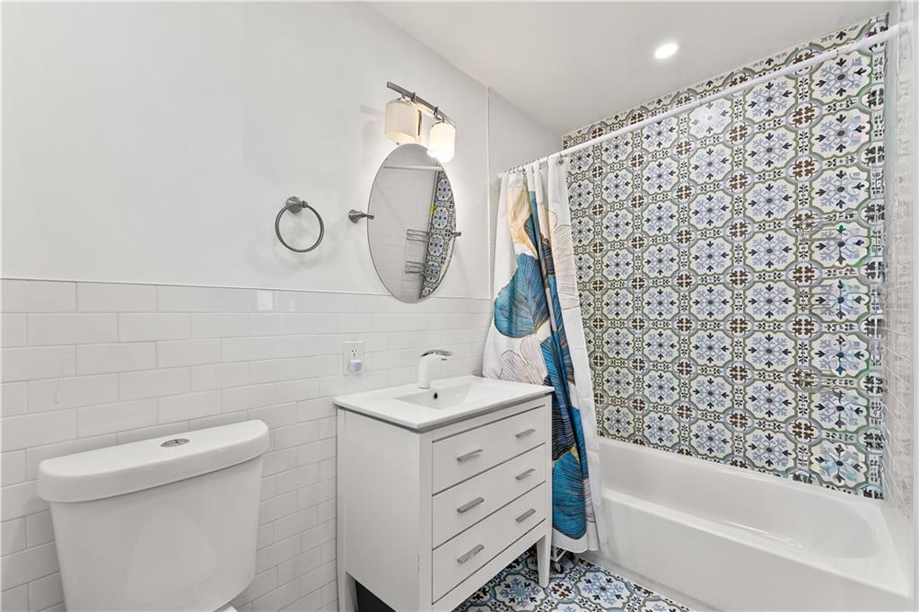 519 East 85th Street Canarsie Brooklyn NY 11236