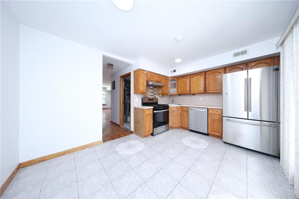 136 Moreland Street Midland Beach Staten Island NY 10306