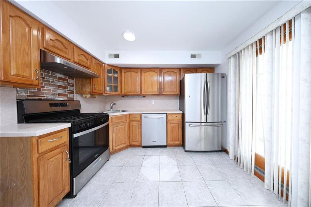 136 Moreland Street Midland Beach Staten Island NY 10306