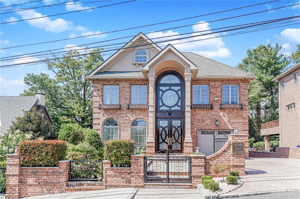 134 Ridge Avenue Staten Island NY 10304