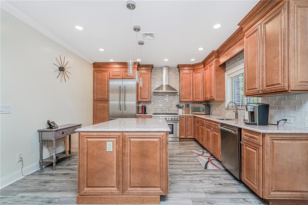 134 Ridge Avenue Staten Island NY 10304
