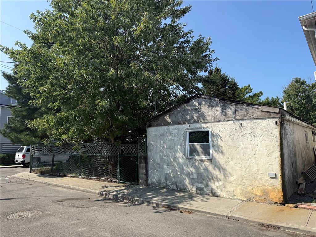 815 Walton Road Broad Channel Broad Channel NY 11693