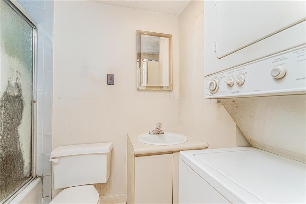 755 Narrows Road Grymes Hill Staten Island NY 10304