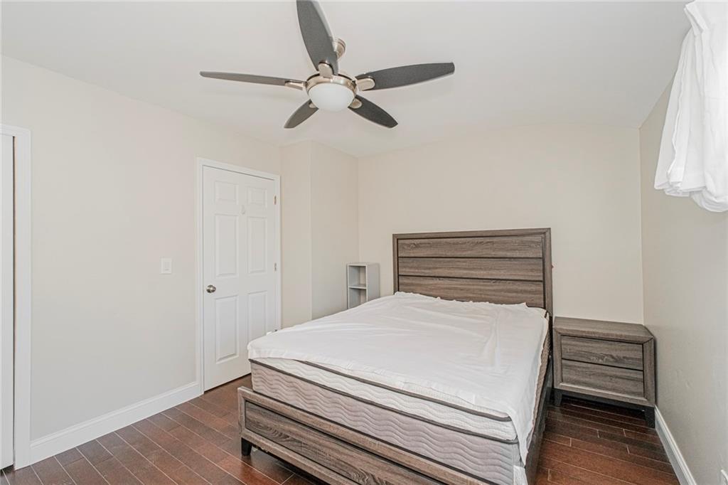 15 Lorraine Loop Rossville Staten Island NY 10309