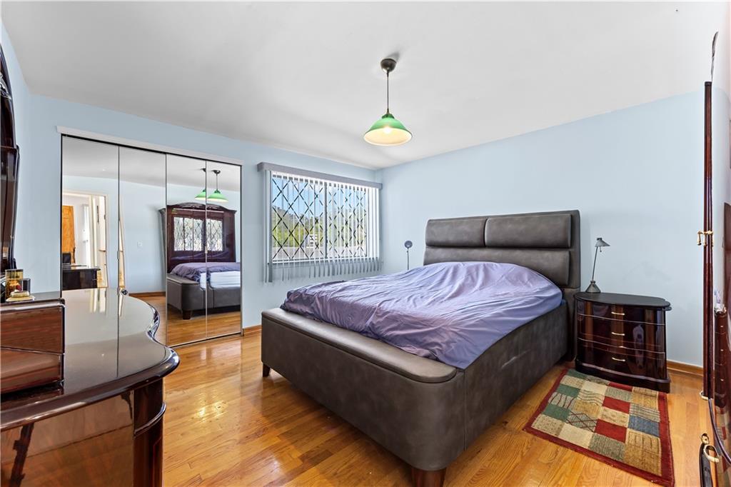 9 Maryland Lane Rosebank Staten Island NY 10305