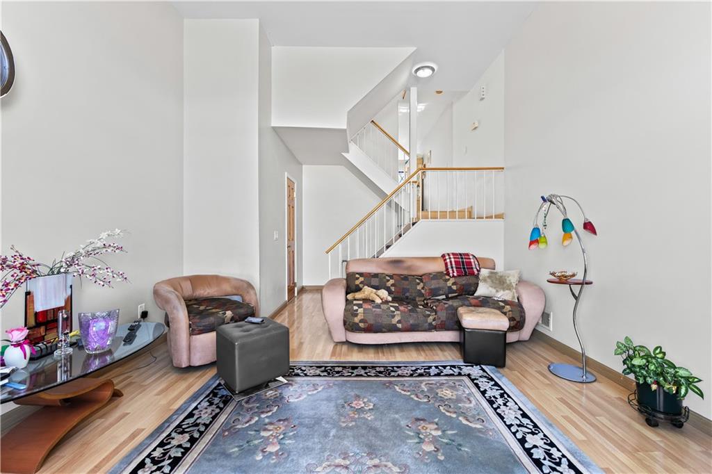 9 Maryland Lane Rosebank Staten Island NY 10305