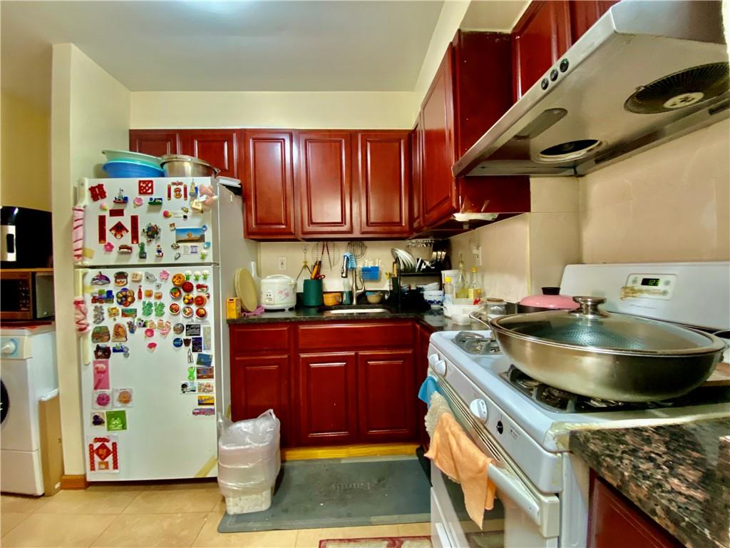 34 Bay 41st Street Bath Beach Brooklyn NY 11214
