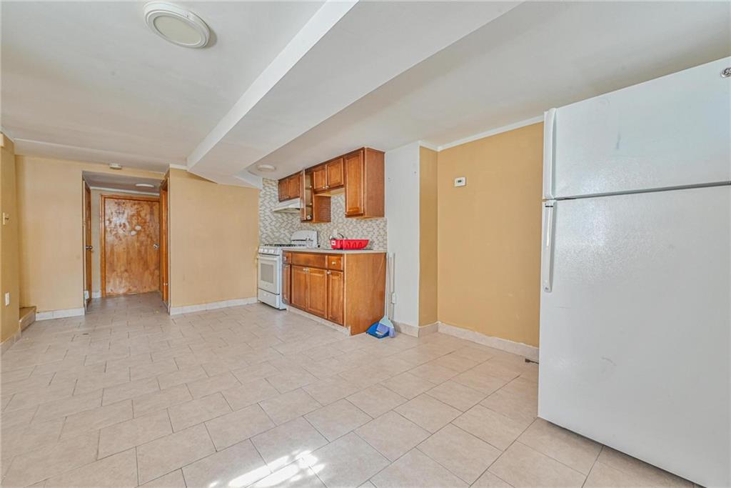 1270 68th Street Bensonhurst Brooklyn NY 11219