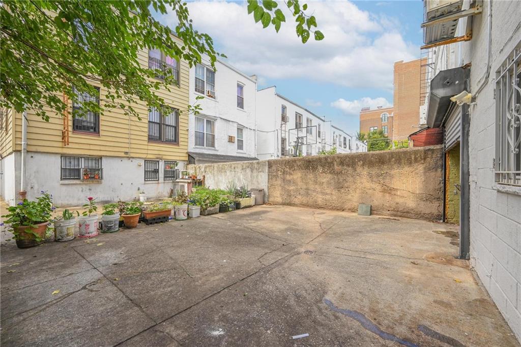 1270 68th Street Bensonhurst Brooklyn NY 11219