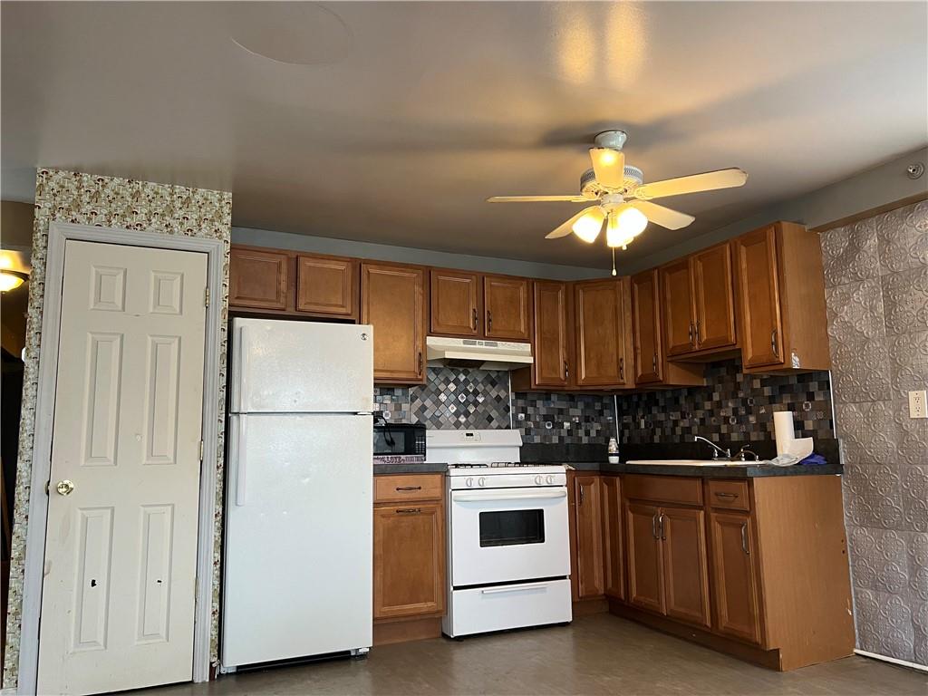 30 Center Place Oakwood Staten Island NY 10306