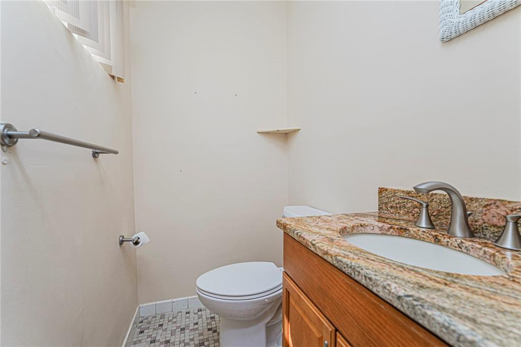 318 Green Valley Road Huguenot Staten Island NY 10312