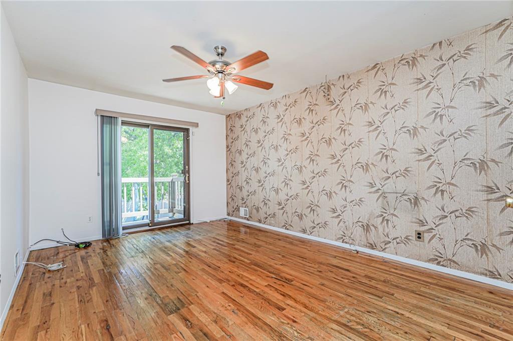 318 Green Valley Road Huguenot Staten Island NY 10312