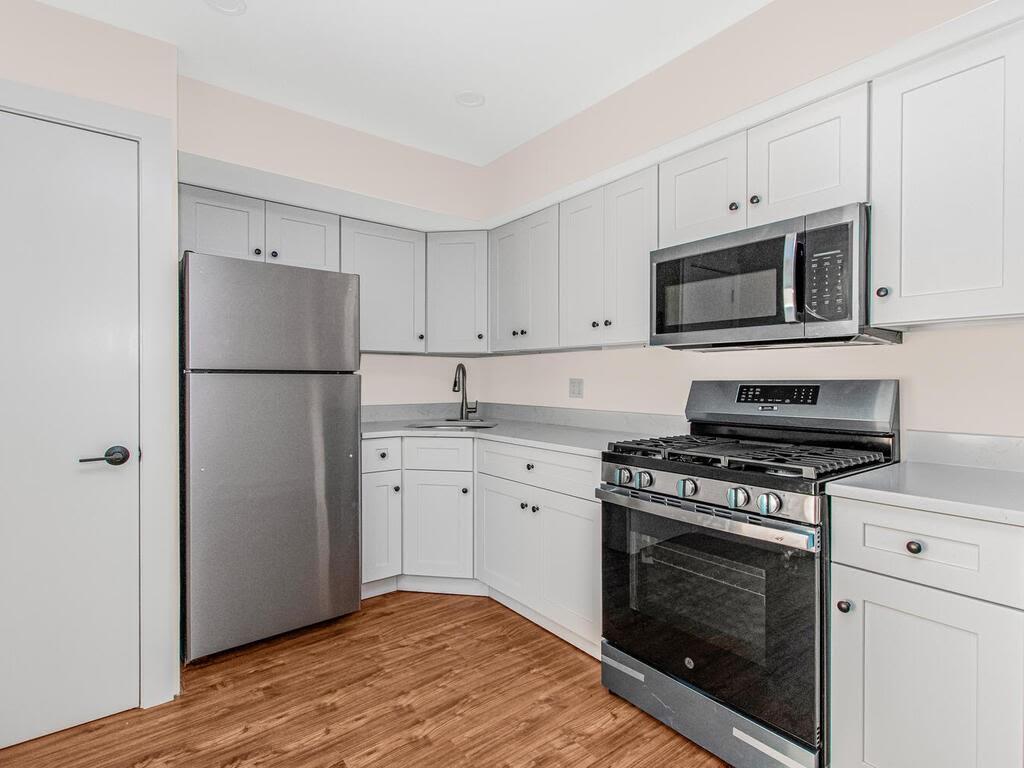 22 Betty Court Mariner's Harbor Staten Island NY 10303