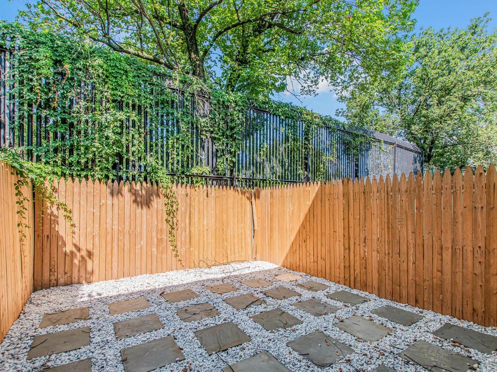 22 Betty Court Mariner's Harbor Staten Island NY 10303