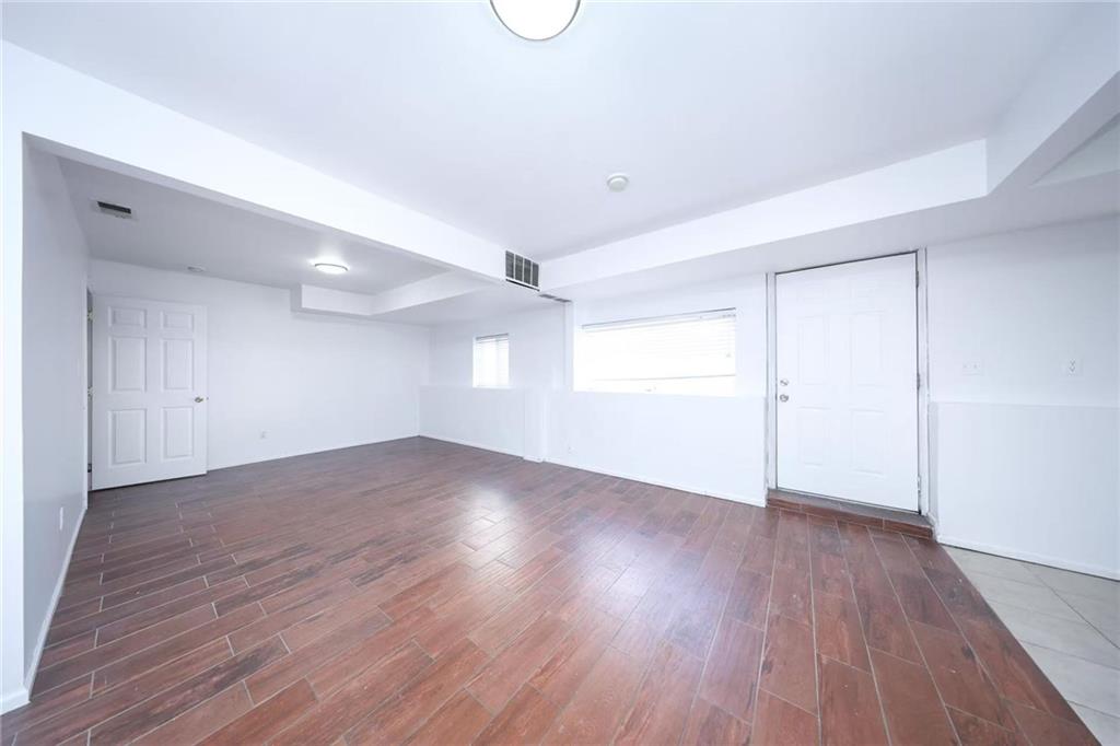 26 Station Avenue Pleasant Plains Staten Island NY 10309