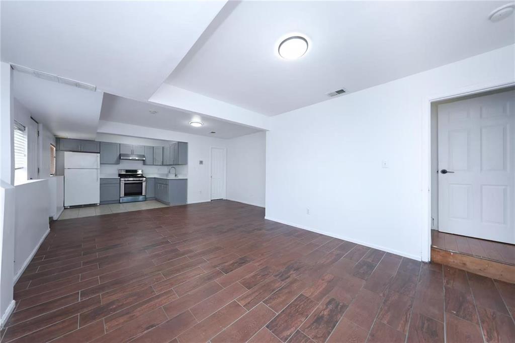 26 Station Avenue Pleasant Plains Staten Island NY 10309