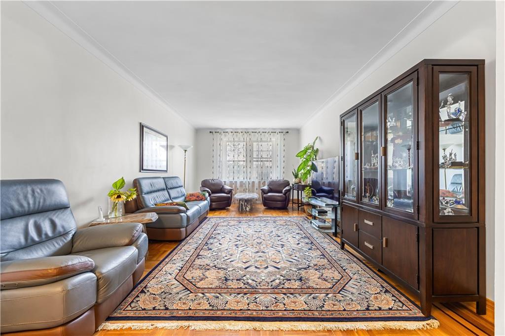 280 Ocean Parkway Kensington Brooklyn NY 11218