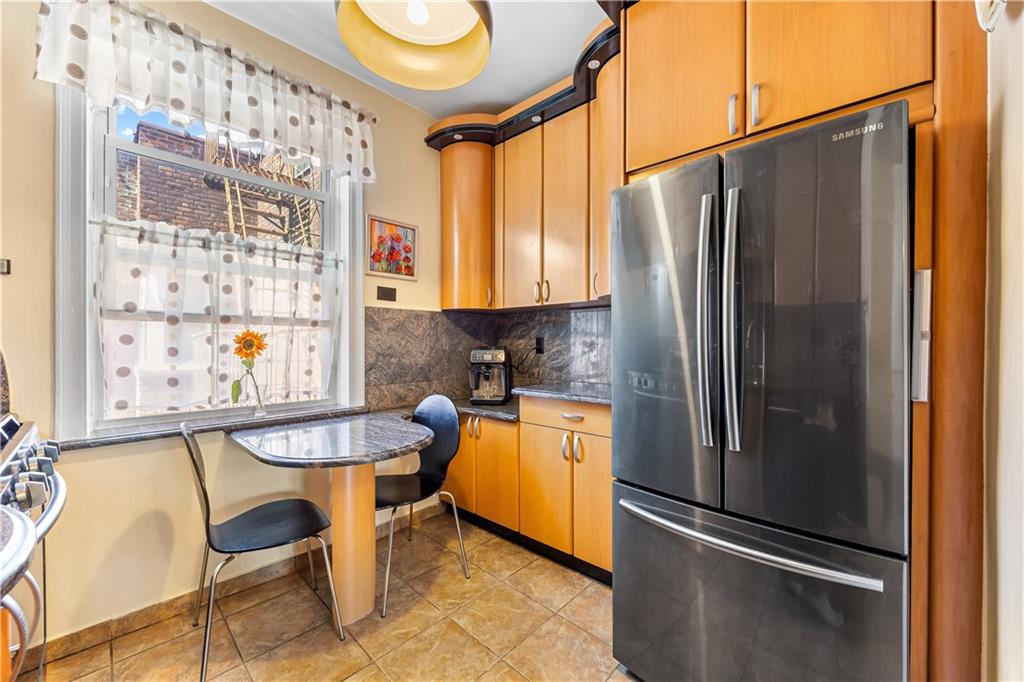 280 Ocean Parkway Kensington Brooklyn NY 11218