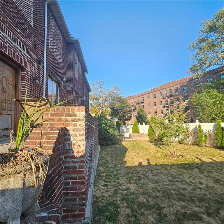 629 East 8th Street Kensington Brooklyn NY 11218