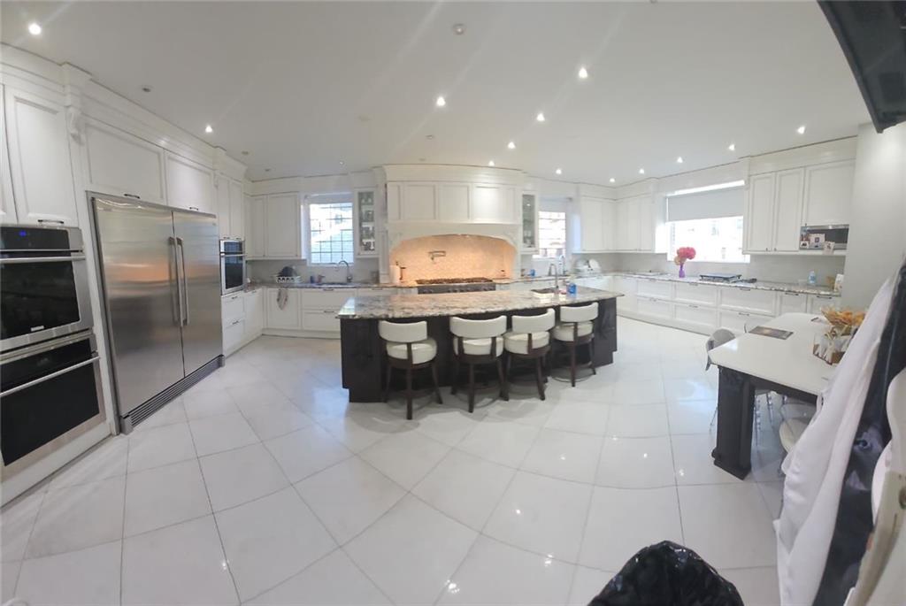 629 East 8th Street Kensington Brooklyn NY 11218