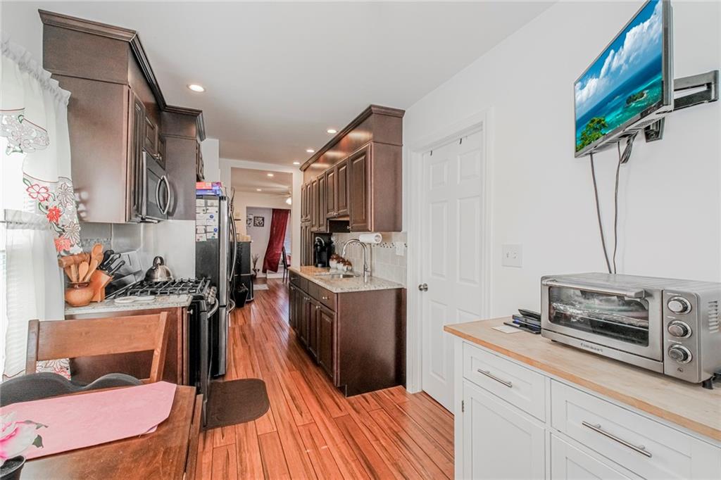 52 Dictum Court Gerritsen Beach Brooklyn NY 11229