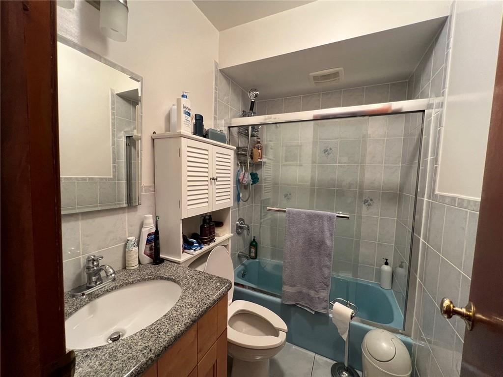 25 Battery Avenue Dyker Heights Brooklyn NY 11228