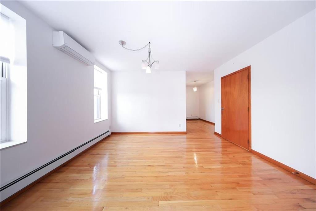 25 Battery Avenue Dyker Heights Brooklyn NY 11228