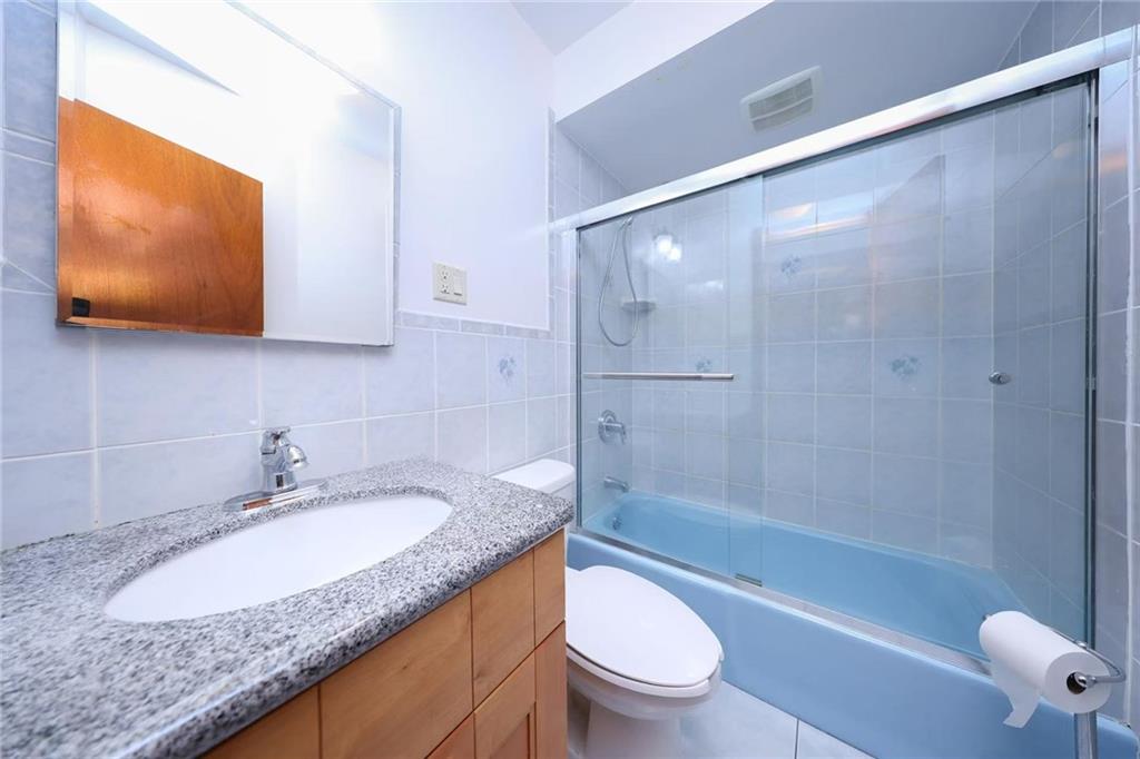 25 Battery Avenue Dyker Heights Brooklyn NY 11228