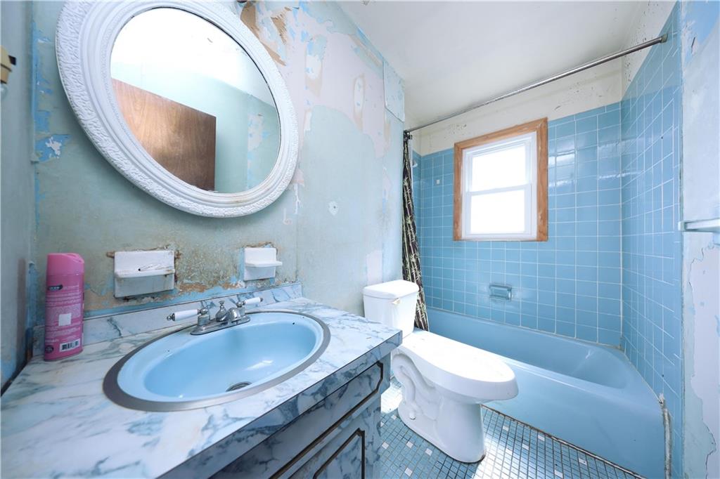 533 Tennyson Drive Eltingville Staten Island NY 10312