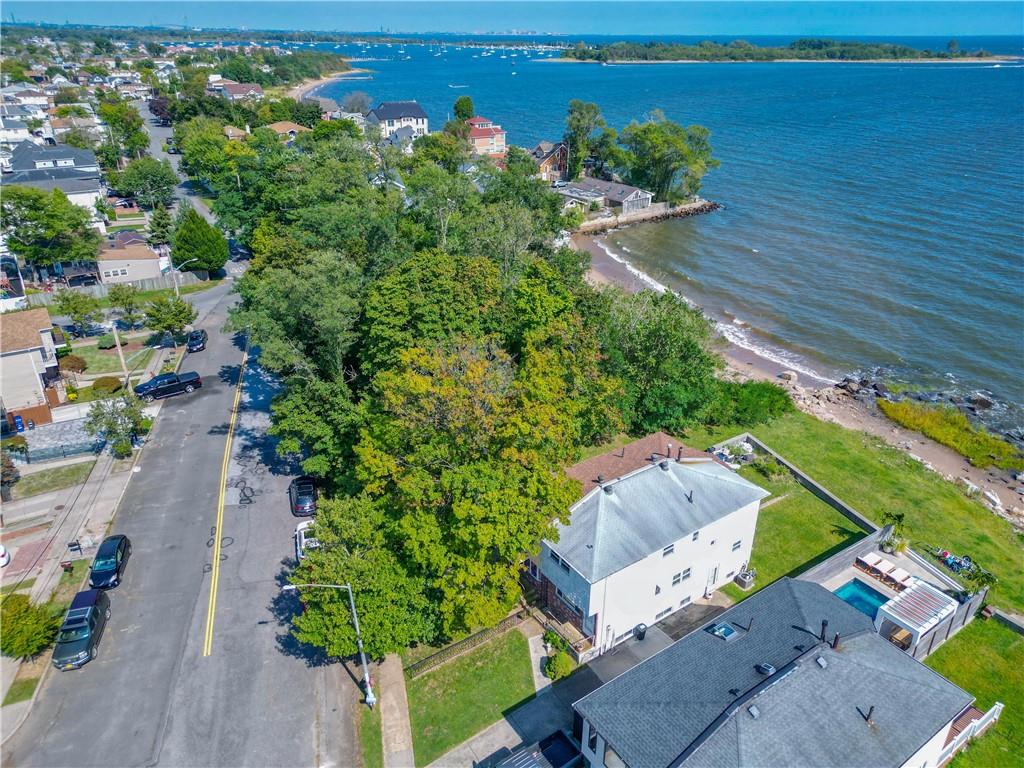 533 Tennyson Drive Eltingville Staten Island NY 10312