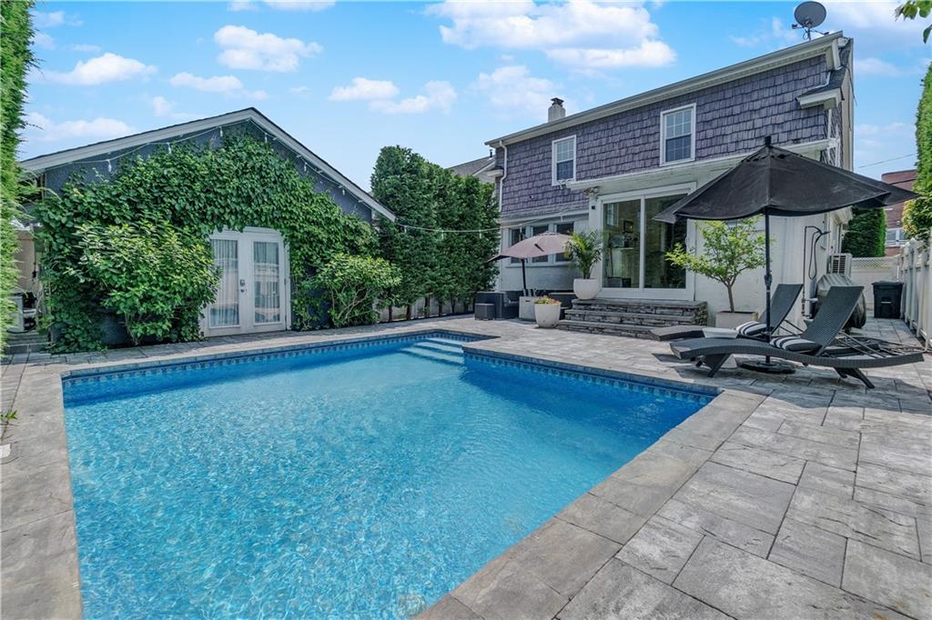 334 Beach 146th Street Neponsit Neponsit NY 11694