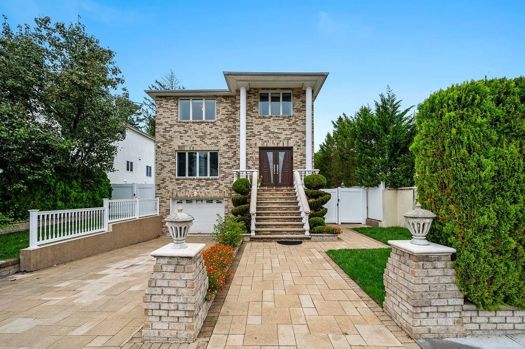 103 Saint Andrews Road Lighthouse Hill Staten Island NY 10306