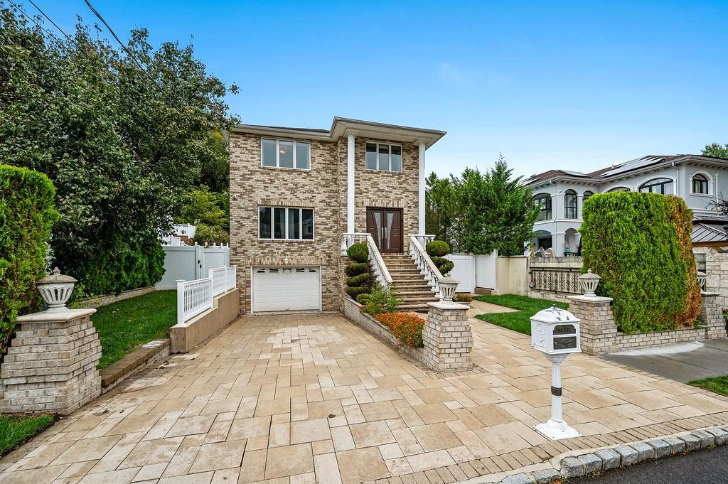103 Saint Andrews Road Lighthouse Hill Staten Island NY 10306