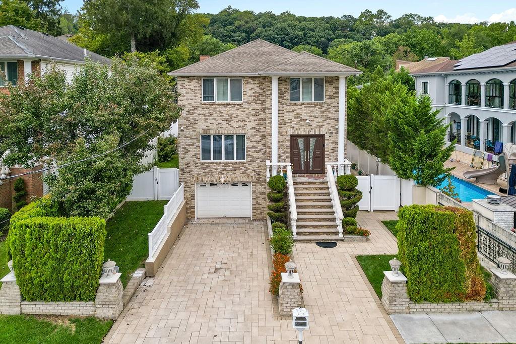 103 Saint Andrews Road Lighthouse Hill Staten Island NY 10306